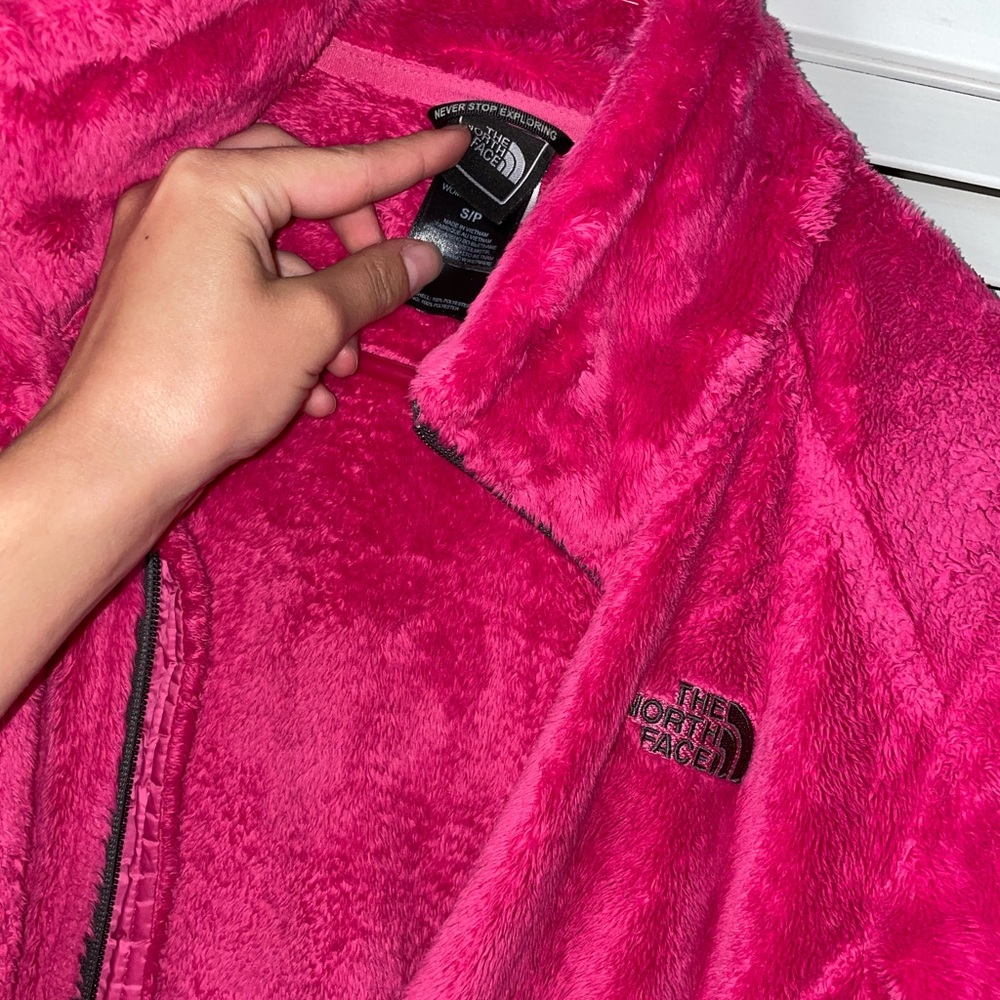 Bright Pink North Face Jacket - Picture 4 of 4